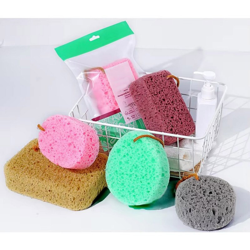 Het juiste gebruik van stappen van exfoliërende handschoen
